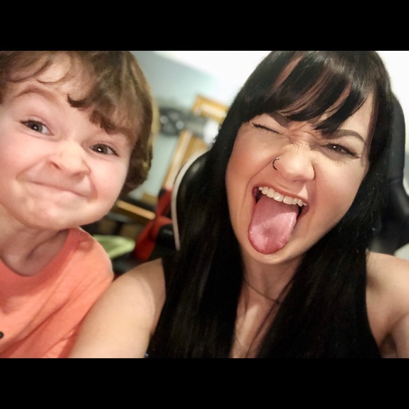 Get to know me! - Picture 2 of 8